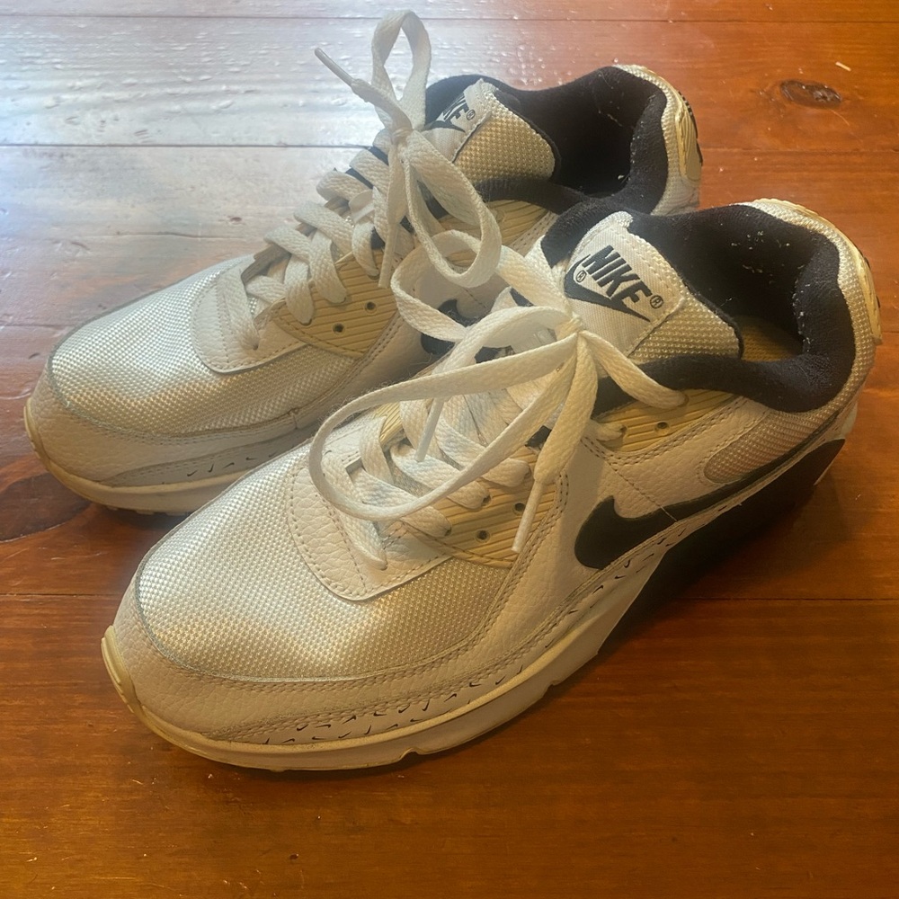 NIKE air max